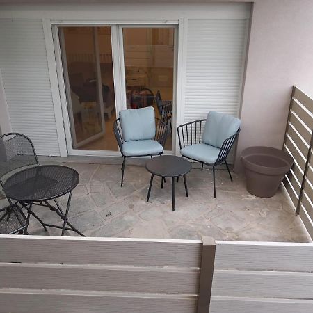 Elenis House Appartement Néa Péramos Buitenkant foto
