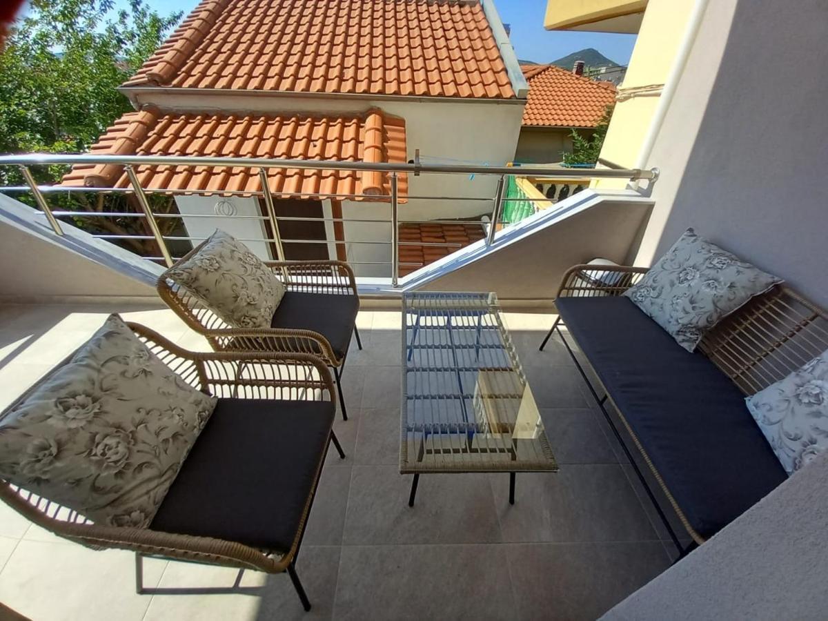 Elenis House Appartement Néa Péramos Buitenkant foto